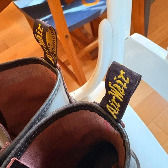 Doc Martens Distressed W7 - Picture 3 of 13